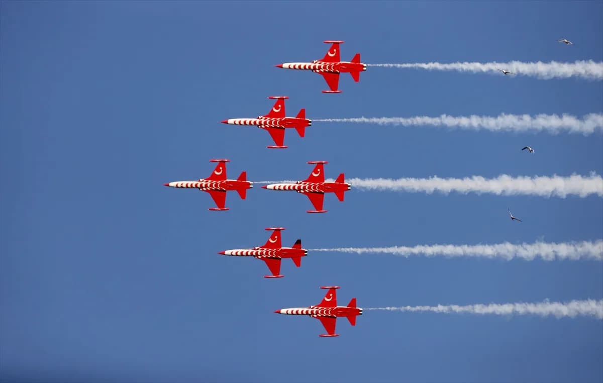 Çanakkale Semalarında Çifte Bayram: Türk Yıldızları Gösteri Uçuşu Takvimi Belli Oldu!