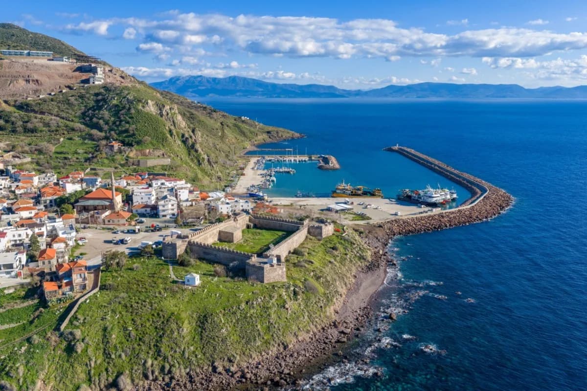 Babakale Köyü Rehberi