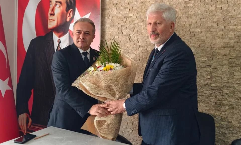 Zafer Partisi Çanakkale İl Başkanlığı'nda Bayrak Değişimi: Yeni Başkan Avukat Ahmet Uslu Oldu