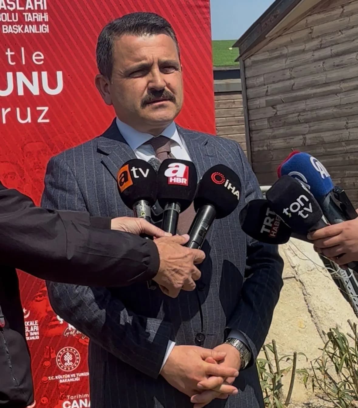 Çanakkale'de 23 Nisan Coşkusu: Hamidiye Tabyası'nda Konser, Türk Yıldızları Gösterisi
