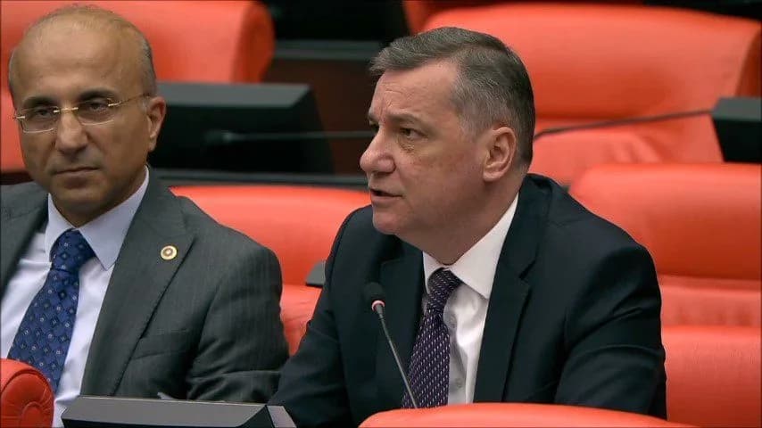 CHP'li Ceylan'dan OYAK Yönetimine Sert Eleştiri: Çanakkale'deki Birliklerin Birikimi Eritiliyor