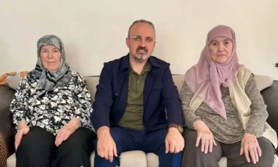 Bülent Turan'dan Çanakkale'de Vefa Örneği: Eski Komşusunu Unutmadı