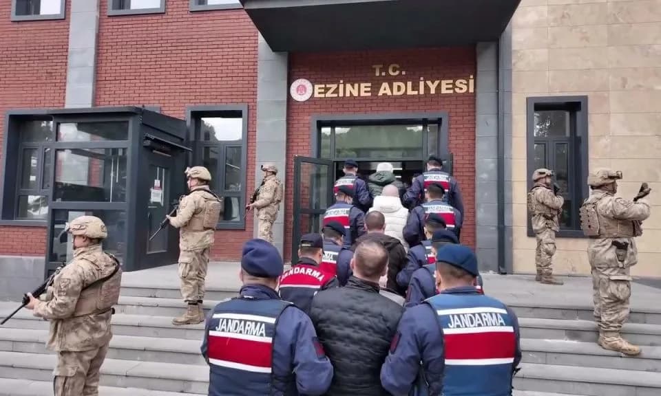 Çanakkale'de Dev Tefecilik Operasyonu: 19 Gözaltı, 2.8 Milyar TL'lik Varlığa El Konuldu!
