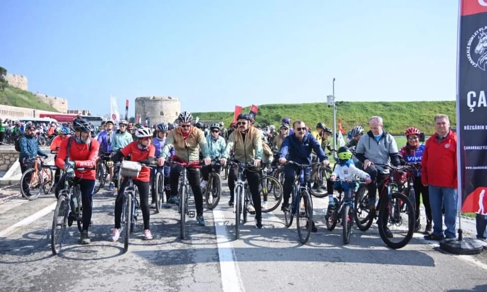 Pedallar Şehitlerimiz İçin Döndü: Tarihi Yarımada'da 15. Yıl Gururu!