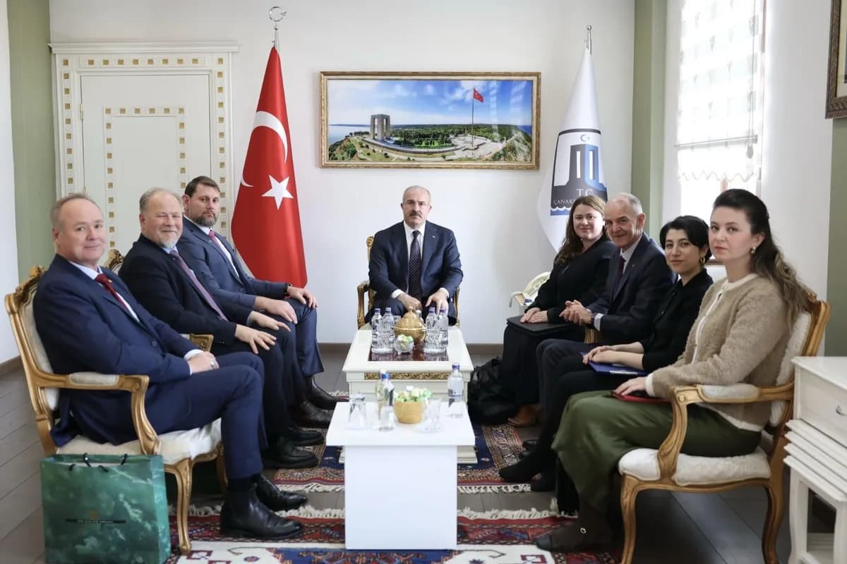 Anzak Törenleri Öncesi Anlamlı Ziyaret: Avustralya ve Yeni Zelanda Heyeti Vali Toraman'la Buluştu