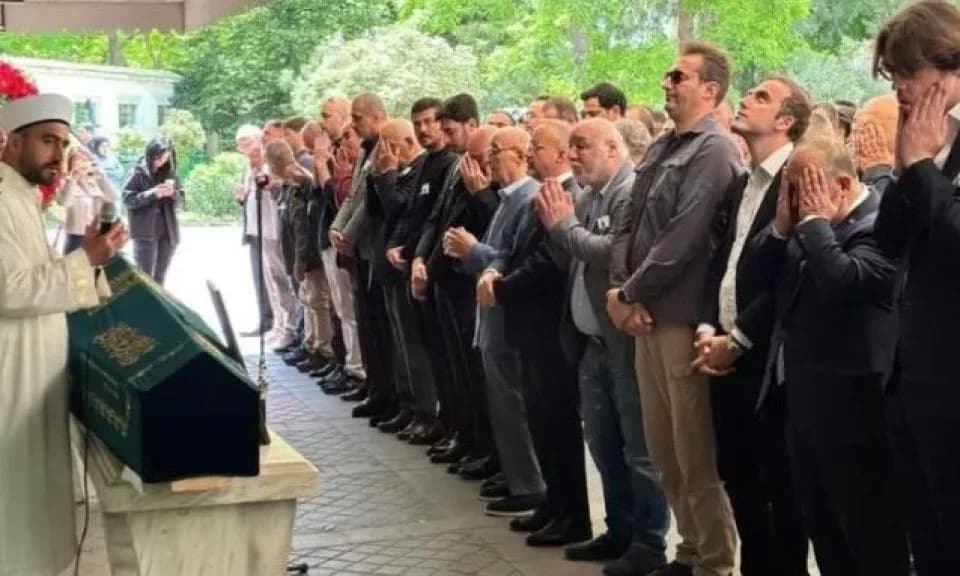 Çanakkale'nin Duayen İş İnsanı Tacettin Aslan Son Yolculuğuna Uğurlandı