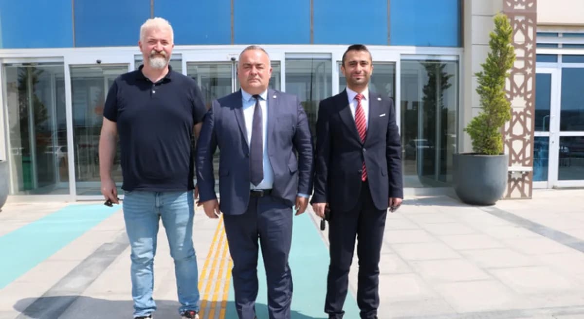 Çanakkale Barosu'ndan Atatürk'e Hakarete Suç Duyurusu