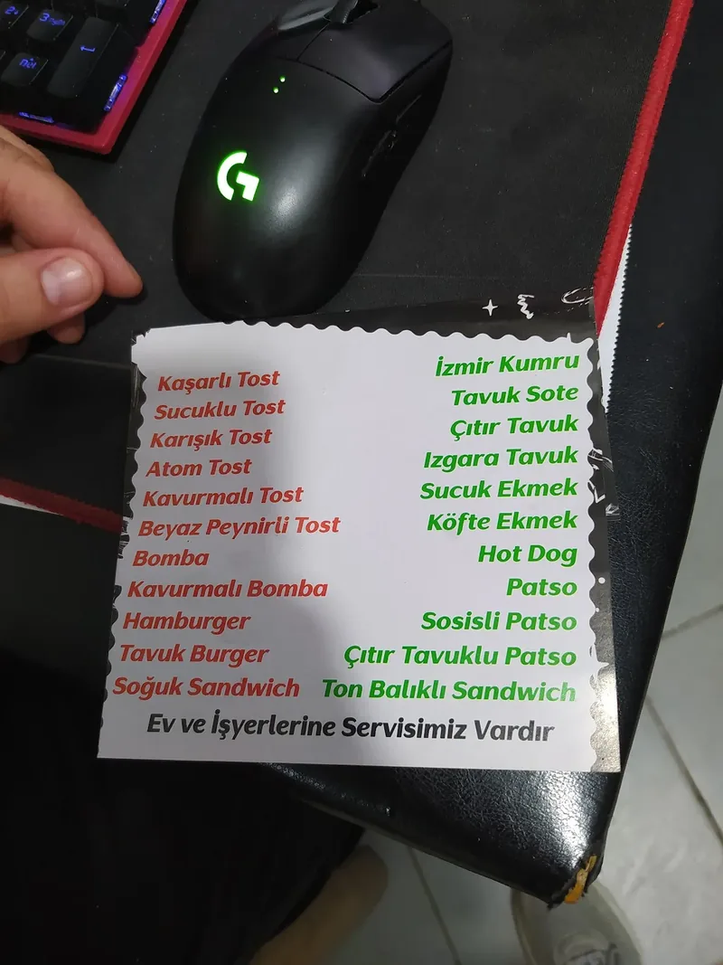 Kardeşler kafe