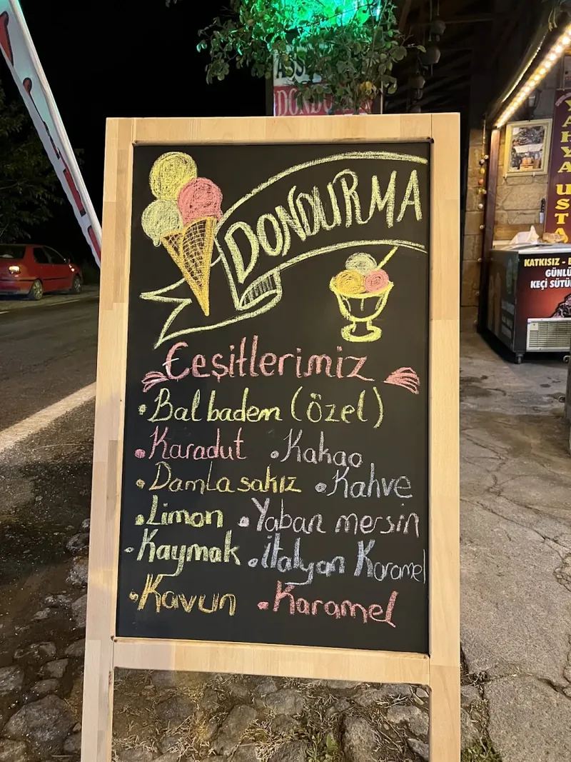 Meşhur Assos Dondurması Yahya Usta imalat ve satış noktası taş kahve