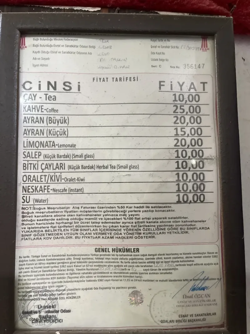 Taşkın kıraathanesi