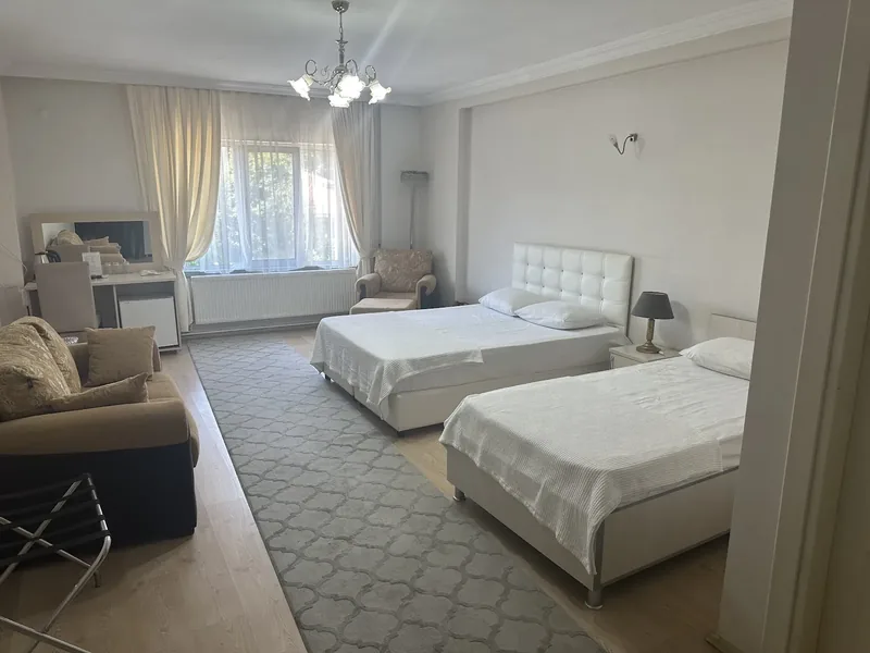 Varol Hotel & Restaurant (***)