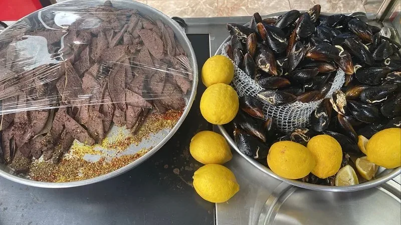 Bayramiç Dönerci Barlas Tost bomba midye çorbacı