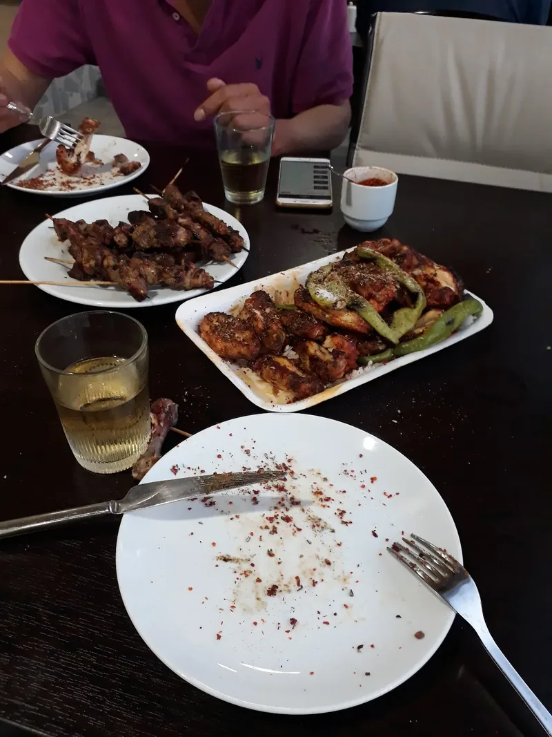 Zibar&Cafe Bar