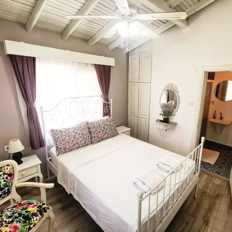 Holifera Otel