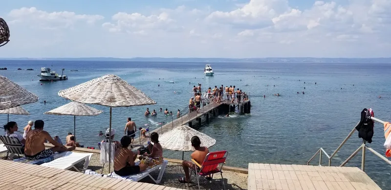 Orkide beach cafe.