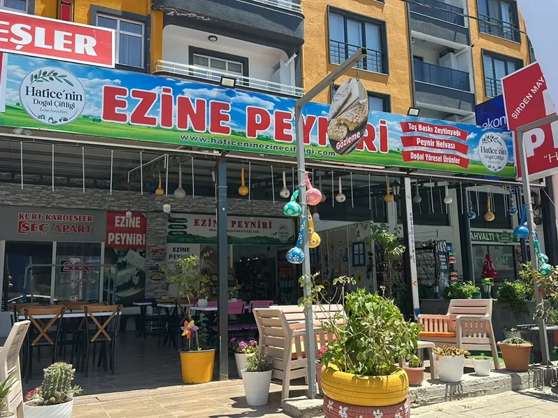 Hatice'nin Doğal Çiftliği - Ezine Lezzetleri ve Kahvaltı