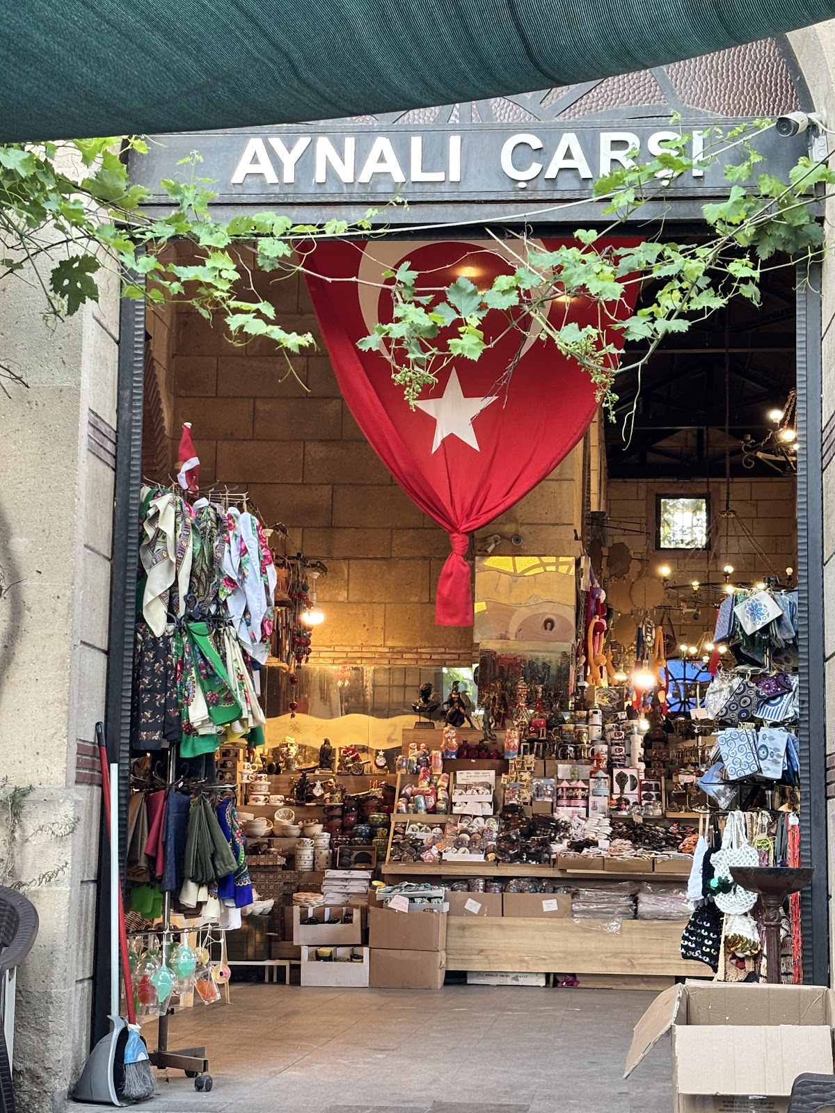 Aynalı Çarşı