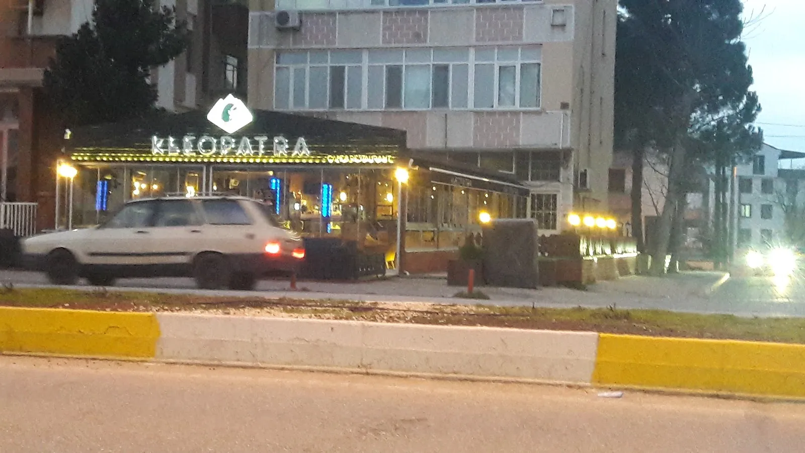 Kleopatra Cafe