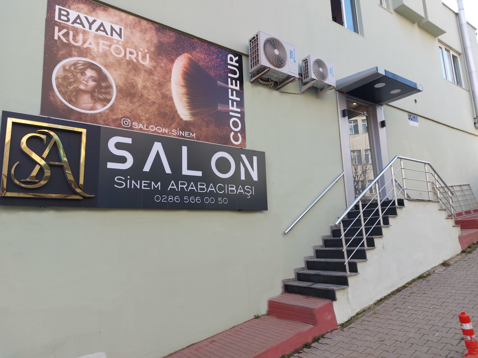 Salon Sinem Arabacıbaşı