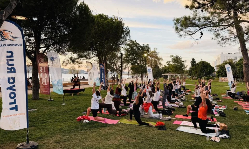 Çanakkale'deki Avrupa Hareketlilik Haftası etkinlikleri Nesiller Arası Yoga ile başladı