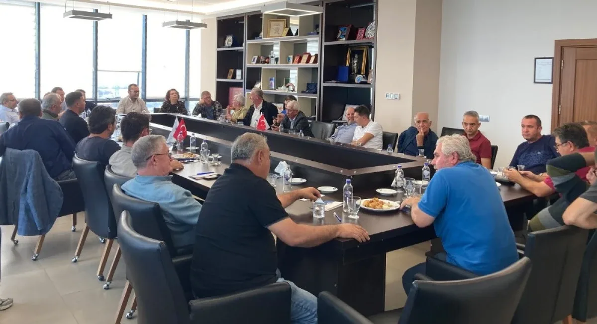 Zeytin sıkım ücretleri ÇTSO’da görüşüldü