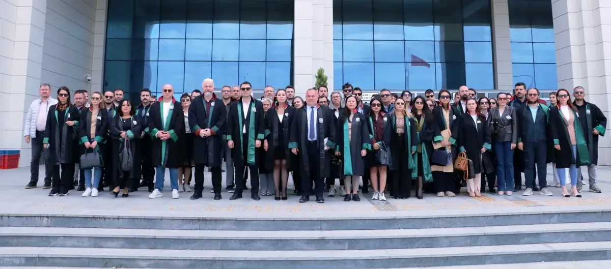 Çanakkale Barosu'ndan Avukat Şiddetine Sert Tepki: Hukuka Saldırı