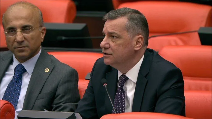 CHP'li Ceylan'dan OYAK Yönetimine Sert Eleştiri: Çanakkale'deki Birliklerin Birikimi Eritiliyor