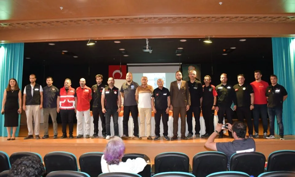 Çanakkale Borsa İstanbul Lisesi'nde Afet Yönetimi Söyleşisi Yapıldı