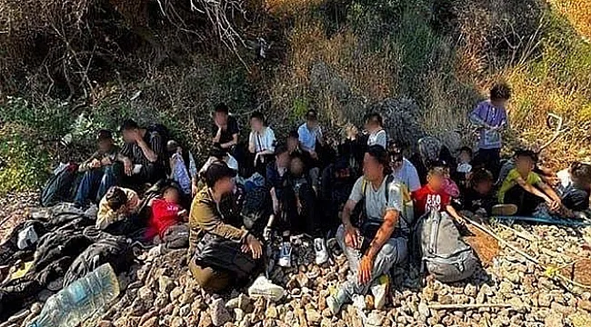 Çanakkale'de 4 Göçmen Kaçakçılığı Operasyonunda 37 Düzensiz Göçmen Yakalandı