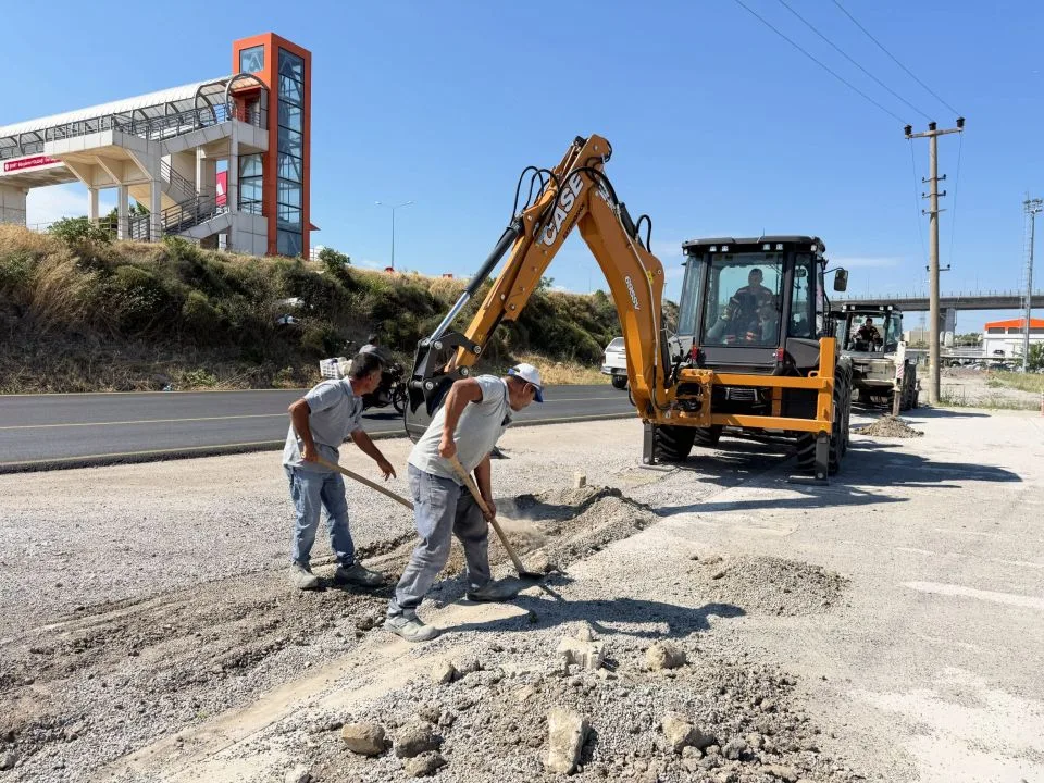 Lapseki'de Yaz Sezonu İçin Kapsamlı Altyapı ve Çevre Düzenlemeleri Tamamlanıyor