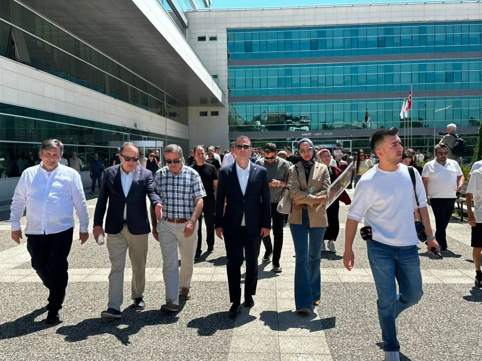 Çanakkale Milletvekili Uz, Kartalkaya Yangını Mağdurları İçin Adalet Arıyor