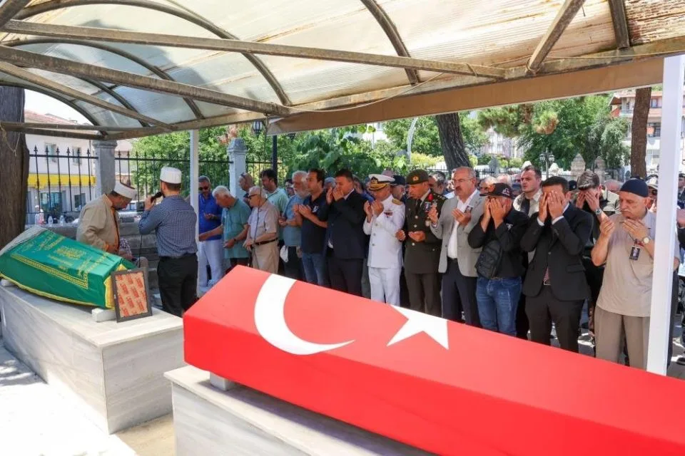 Gelibolu'da Vefat Eden Kore Gazisi Raif Aydın'a Askeri Törenle Veda