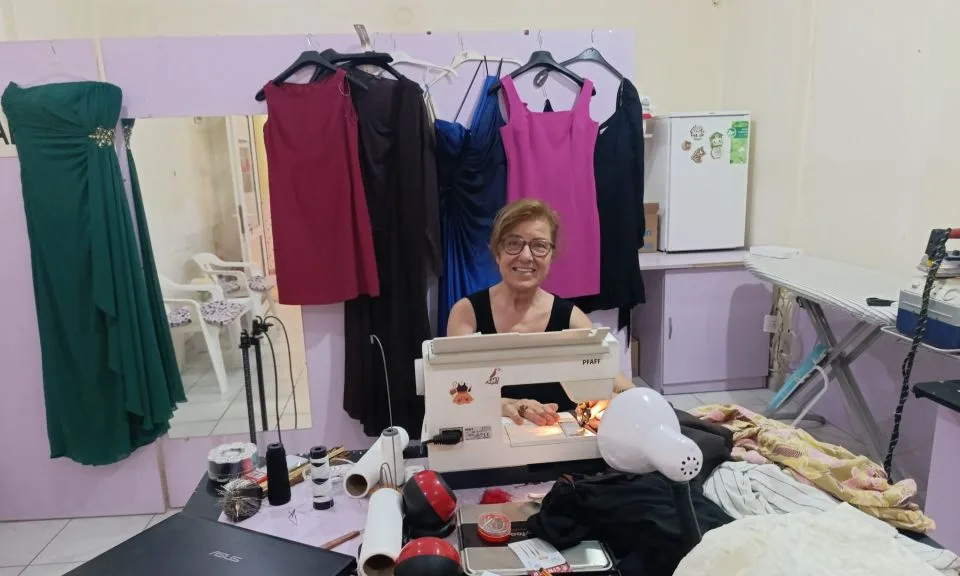 56 Yıllık İğne-İplik Sevdası: Hanife Abla'nın Terzilik Aşkı