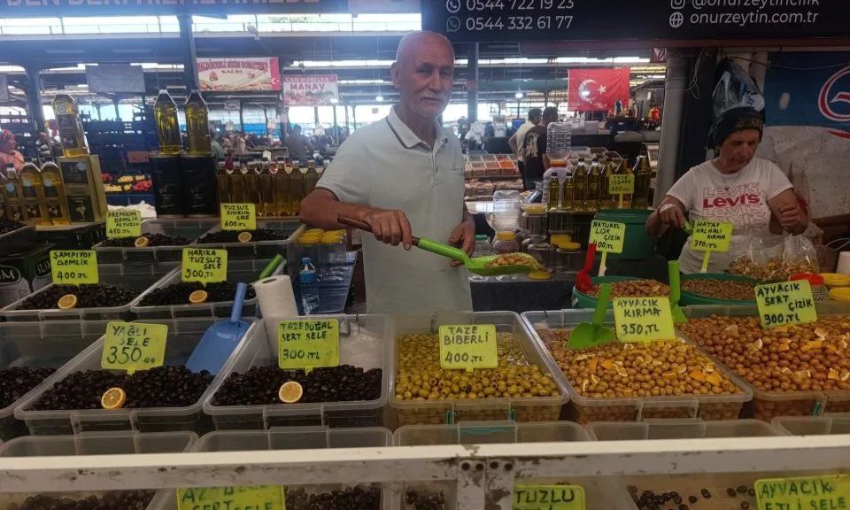 Zeytin üreticisi Nuh Yalçın; “Girdi maliyetleri belimizi büküyor, kazancımız yarı ...